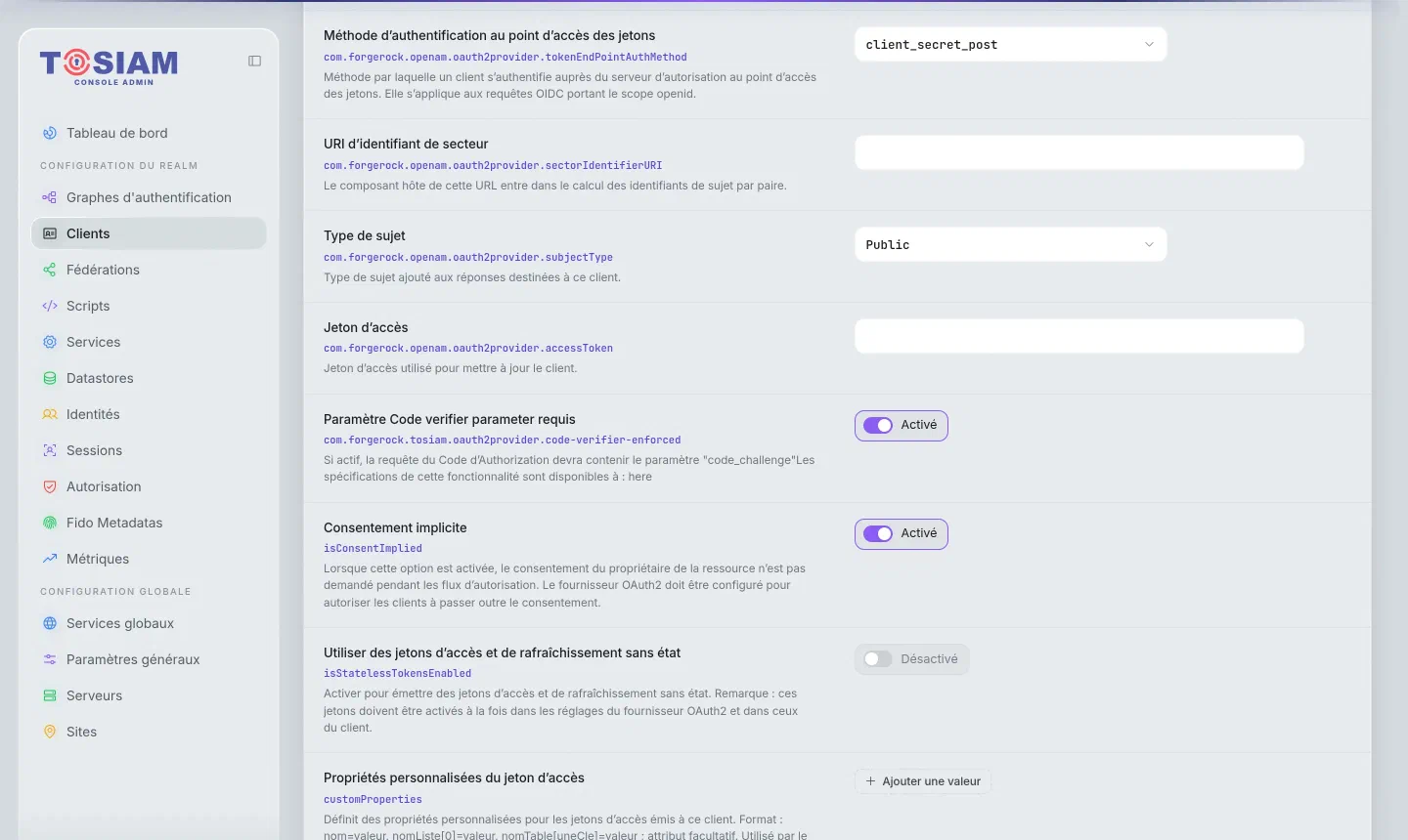 Fiche du client, onglet Avancé : méthode d'authentification client_secret_post, code verifier requis, consentement implicite activés
